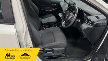 Toyota Corolla VVT-I ICON TECH