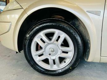 Renault Megane 1.6 VVT Dynamique S Proactive 5dr