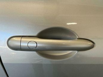 Renault Megane 1.6 VVT Dynamique S Proactive 5dr