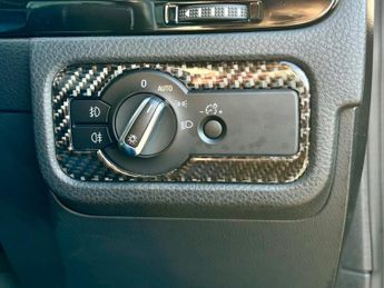 Volkswagen Touareg V6 R-LINE TDI BLUEMOTION TECHNOLOGY