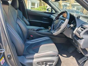 Lexus UX 2.0 250h F Sport E-CVT Euro 6 (s/s) 5dr