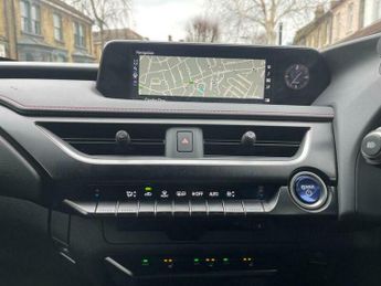 Lexus UX 2.0 250h F Sport E-CVT Euro 6 (s/s) 5dr