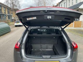 Lexus UX 2.0 250h F Sport E-CVT Euro 6 (s/s) 5dr