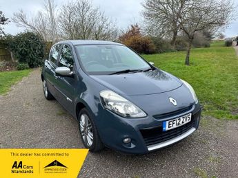 Renault Clio 1.5 dCi Dynamique TomTom Hatchback 5dr Diesel Manual Euro 5 (88 