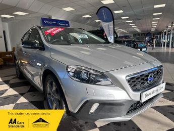 Volvo V40 D2 CROSS COUNTRY LUX AUTO DIESEL 92000 MILES