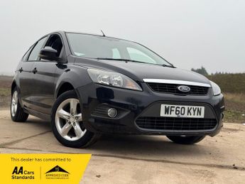 Ford Focus 1.6 Zetec Hatchback 5dr Petrol Automatic (184 g/km, 99 bhp)