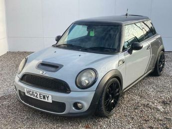 MINI Hatch 2.0 Cooper D Auto Euro 5 3dr