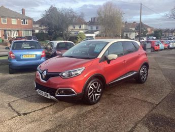 Renault Captur 0.9 TCe ENERGY Signature Nav SUV 5dr Petrol Manual Euro 6 (s/s) 