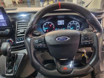 Ford Transit Custom 300 LIMITED DCIV ECOBLUE