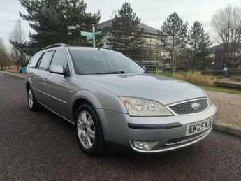 Ford Mondeo 2.0 Ghia 5dr