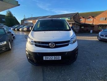 Vauxhall Vivaro L2H1 F2900 DYNAMIC S/S-SAT NAVIGATION-REVERSE PARKING SENSORS-2 