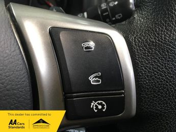 Toyota Yaris 1.33 Dual VVT-i ICON PLUS AUTOMATIC ONLY 24300 MILES!!