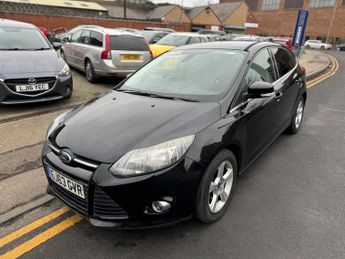 Ford Focus 1.6 Zetec Navigator Powershift Euro 5 5dr