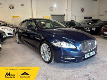 Jaguar XJ 3.0 V6 Portfolio Saloon 4dr Petrol Auto Euro 5 (s/s) (LWB) (340 