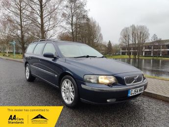 Volvo V70 2.4 SE Estate 5dr Petrol Automatic (235 g/km, 140 bhp)