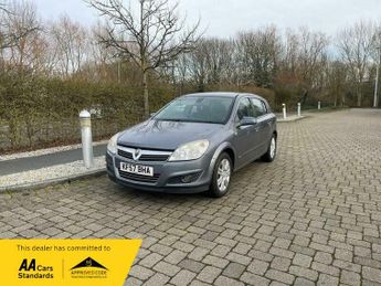 Vauxhall Astra 1.6i 16v Design Hatchback 5dr Petrol Manual (155 g/km, 113 bhp)