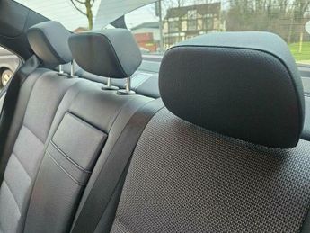 Mercedes-Benz C Class 1.8 C180 BlueEfficiency Sport Auto Euro 5 4dr