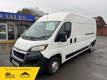 Peugeot Boxer 2.2 BlueHDi 335 Professional Panel Van 5dr Diesel Manual L3 H2 E