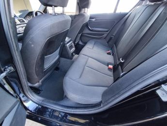 BMW 1 SERIES 118d SPORT