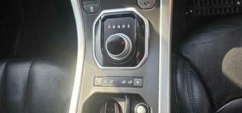 Land Rover Range Rover Evoque 2.2 SD4 Pure SUV 5dr Diesel Auto 4WD Euro 5 (190 ps)