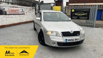 Skoda Octavia 2.0 TFSI vRS Hatchback 5dr Petrol Manual Euro 4 (200 ps)