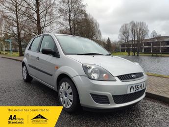 Ford Fiesta 1.6 Style Hatchback 5dr Petrol Automatic (176 g/km, 99 bhp)