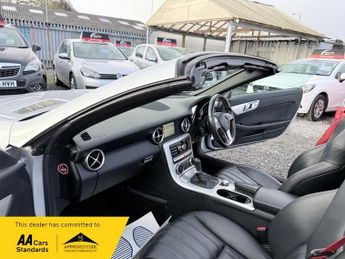 Mercedes SLK SLK200 BLUEEFFICIENCY AMG SPORT+FULL HISTORY+3M WARRANTY+05/2026