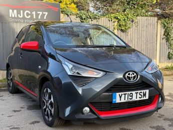 Toyota AYGO VVT-I X-TREND X-SHIFT