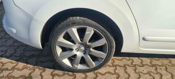 Peugeot 5008 1.6 e-HDi Allure EGC Euro 5 (s/s) 5dr