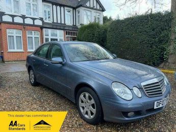 Mercedes E Class 3.0 E280 Classic G-Tronic 4dr