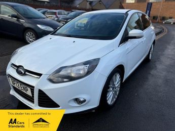 Ford Focus 1.6 Titanium Powershift Euro 5 5dr