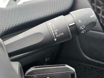 Peugeot 2008 1.2 PureTech Allure EAT Euro 6 (s/s) 5dr