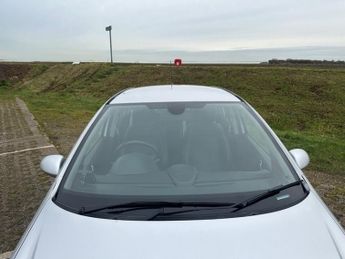Vauxhall Corsa 1.4i 16v Design Hatchback 5dr Petrol Automatic (a/c) (166 g/km, 