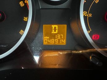 Vauxhall Corsa 1.4i 16v Design Hatchback 5dr Petrol Automatic (a/c) (166 g/km, 