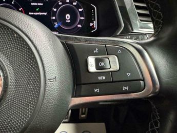 Volkswagen Tiguan 1.5 TSI EVO R-LINE TECH SUV