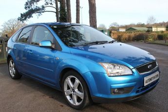 Ford Focus GHIA 16V