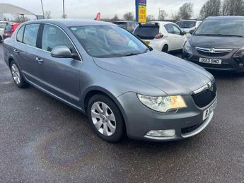 Skoda Superb 1.6 TDI Elegance GreenLine II Euro 5 (s/s) 5dr