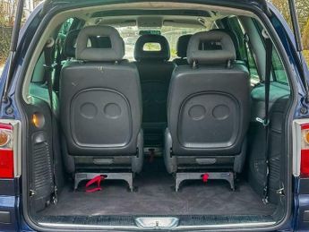 Ford Galaxy 2.8i Ghia Automatic 200 Bhp | 7 Seater _ Heated Leather Seats _ 