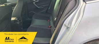 Vauxhall Insignia 2.0 CDTi Tech Line Sports Tourer Auto Euro 5 5dr
