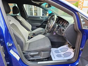 Volkswagen Golf 2.0 TSI BlueMotion Tech R Hatchback 5dr Petrol DSG 4Motion Euro 