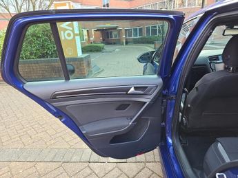 Volkswagen Golf 2.0 TSI BlueMotion Tech R Hatchback 5dr Petrol DSG 4Motion Euro 