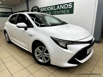 Toyota Corolla 1.8 ICON TECH [SAT NAV, HEATED SEATS & REVERSE CAMERA]