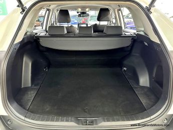 Toyota RAV4 2.5 VVT-I DESIGN [SAT NAV, REVERSE CAMERA & 4WD]
