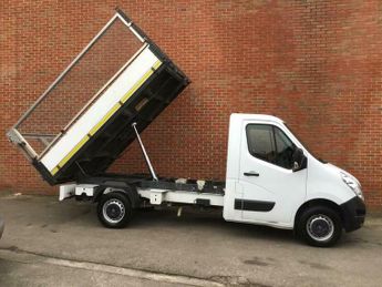 Renault Master 2.3 dCi 35 Business RWD MWB Euro 6 2dr (Aluminium)