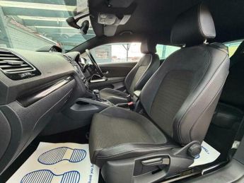 Volkswagen Scirocco 2.0 TDI BlueMotion Tech GT DSG Euro 6 (s/s) 3dr