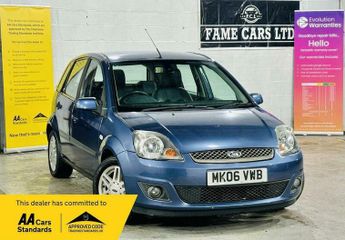 Ford Fiesta 1.6 Ghia 5dr