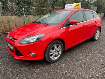 Ford Focus 1.0T EcoBoost Titanium Navigator Euro 5 (s/s) 5dr