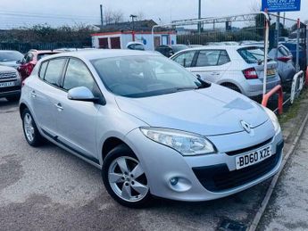 Renault Megane 1.6 16V Dynamique TomTom Euro 5 5dr