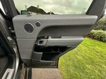 Land Rover Range Rover Sport 3.0 SD V6 Autobiography Dynamic SUV 5dr Diesel Auto 4WD Euro 6 (