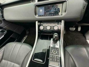 Land Rover Range Rover Sport 3.0 SD V6 Autobiography Dynamic SUV 5dr Diesel Auto 4WD Euro 6 (